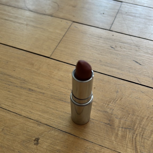 Becoming Lipstick - Picture 3 of 6